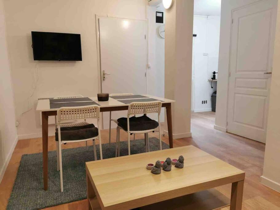 Studio Au Centre Ville De Montpellier, Tram & Wifi Extérieur photo
